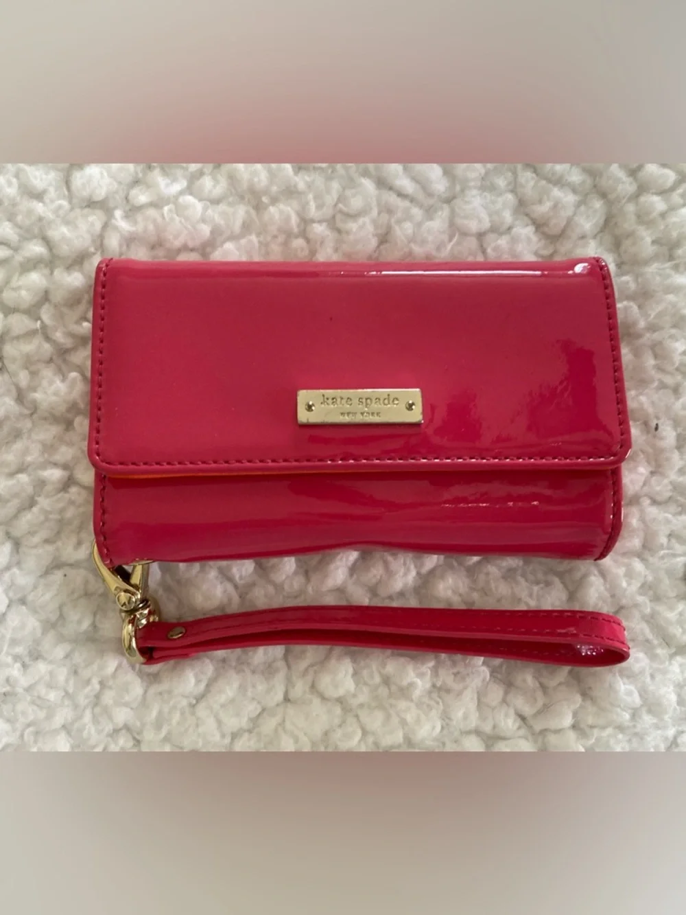 kate spade small hot pink wristlet wallet with gold plaque, shiny patent fabric